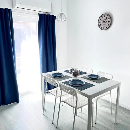 Mira New Appartment In Otopeni Near Airport Exterior photo