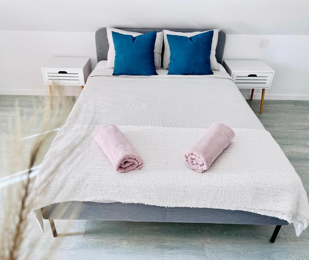 Apartment Mira New In Near Airport