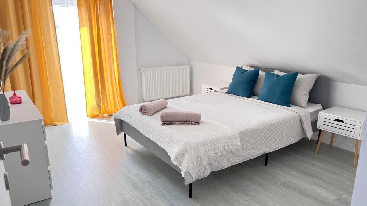 Mira New In Near Airport Apartment Otopeni